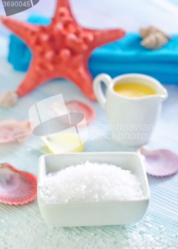 Image of sea salt and shells