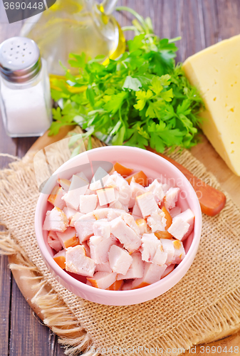 Image of ingredients for salad, chicken and cheese