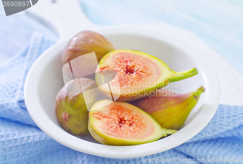 Image of fresh figs