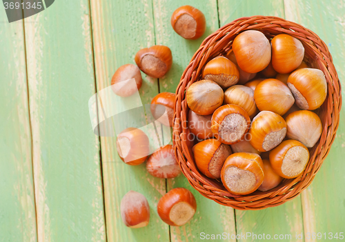 Image of hazelnuts