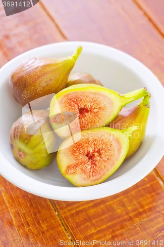 Image of fresh figs