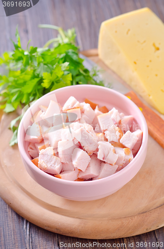 Image of ingredients for salad, chicken and cheese