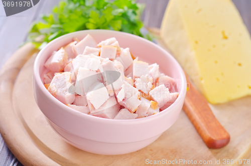 Image of ingredients for salad, chicken and cheese