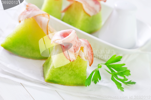 Image of melon and ham