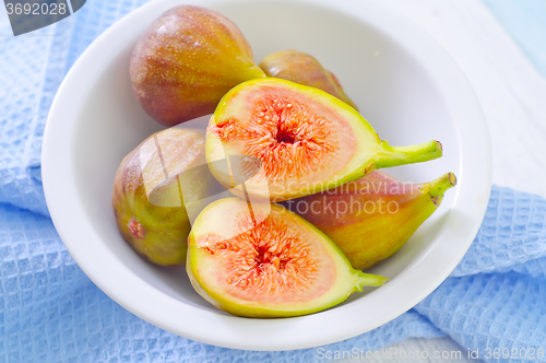 Image of fresh figs