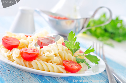 Image of pasta with tomato