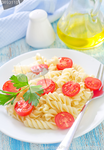 Image of pasta with tomato