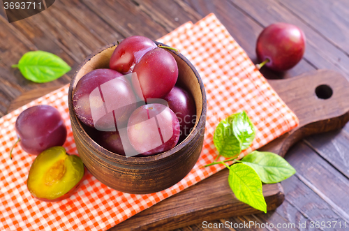 Image of plums
