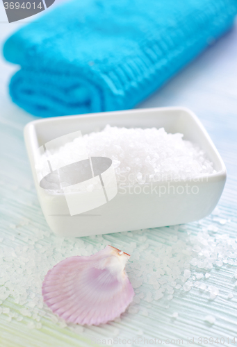 Image of sea salt and shells