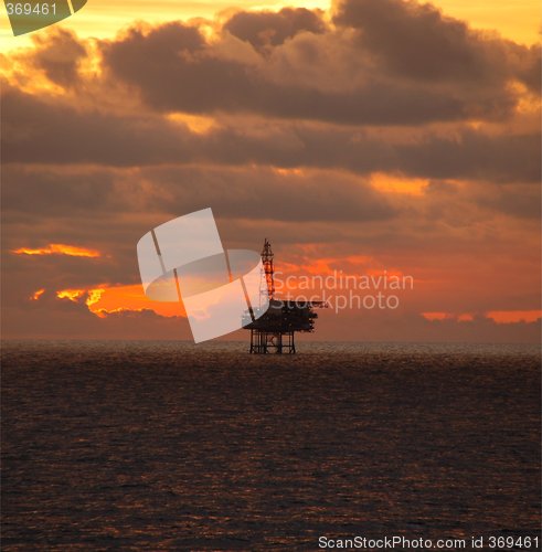 Image of Sunset oil rig 05.10.2007