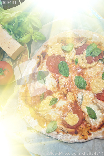 Image of pizza margarita closeup