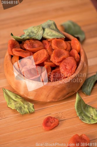 Image of Dried apricots in a bowl