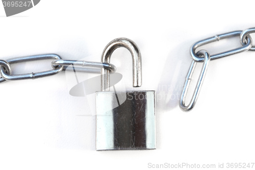 Image of Lock and chain