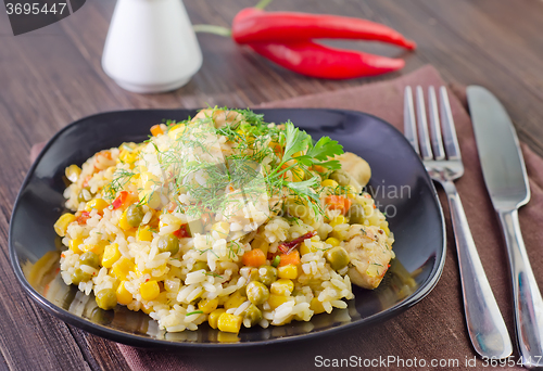 Image of rice with meat and vegetables