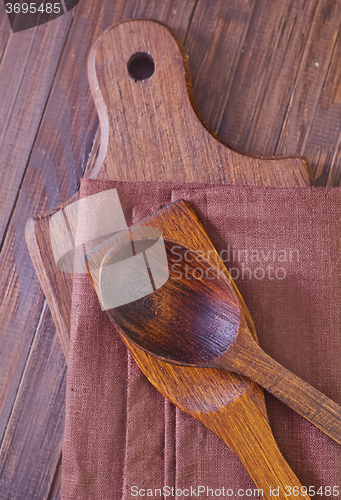 Image of wooden dishware