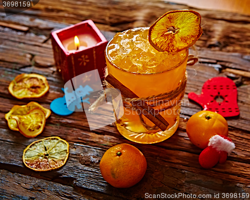 Image of Fresh juice of ripe mandarins in glass.