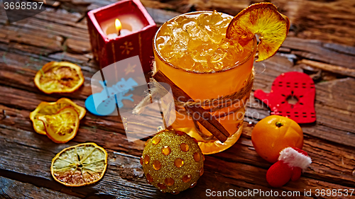 Image of Fresh juice of ripe mandarins in glass.