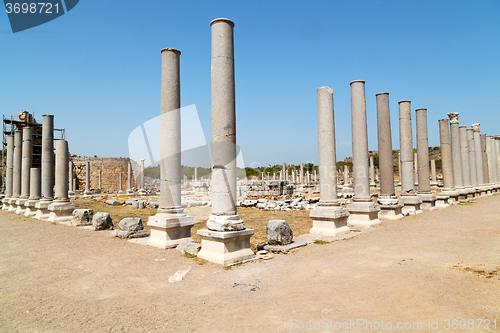 Image of  in    construction asia turkey    and the roman temple 