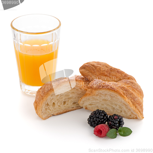 Image of Croissant , raspberries and blackberries