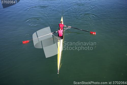 Image of Two rowers in a boat