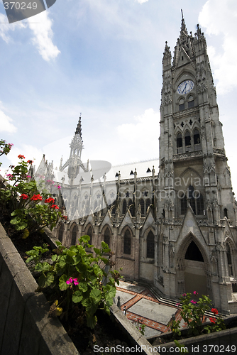 Image of basilica quito ecuador