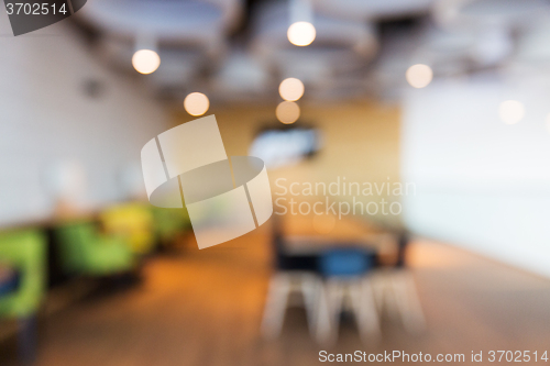 Image of restaurant interior bokeh