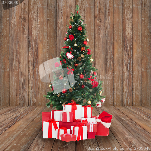 Image of christmas tree and presents