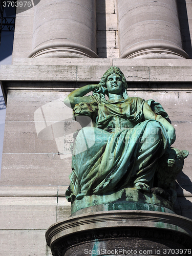 Image of Cinquantenaire Arch (1880-1905) with bronze statue, Brussels, Be