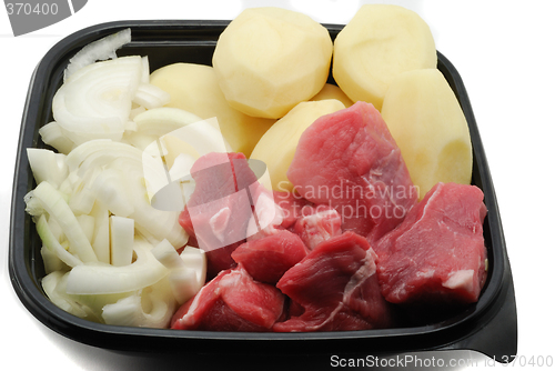 Image of Raws meat, potato and onion