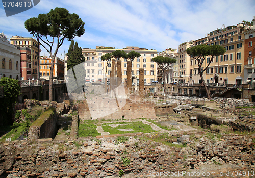 Image of Largo di Torre Argentina in Rome, Italy