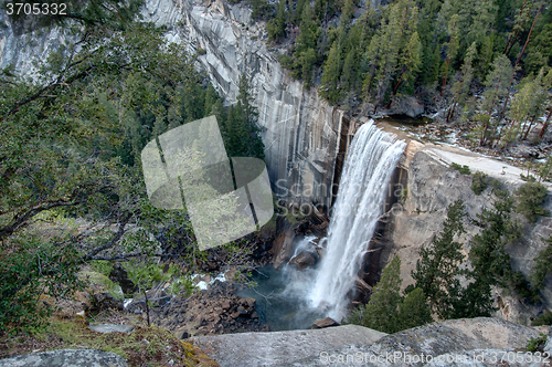 Image of Nevada waterfalls in Yosemite