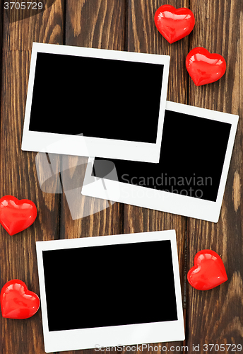 Image of photo and red hearts