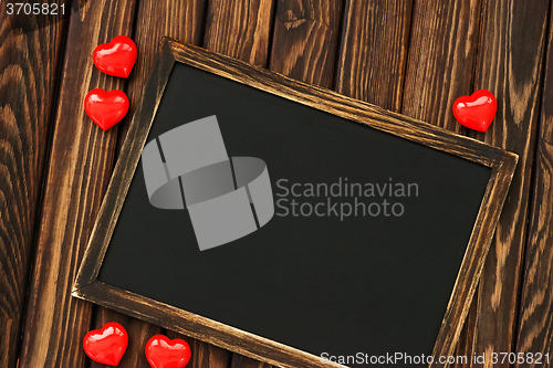 Image of hearts and blackboard 