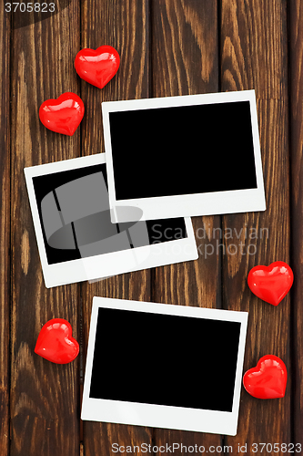 Image of photo and red hearts