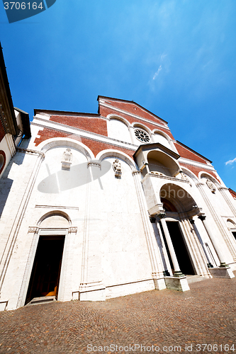 Image of column   in italy europe milan religion       and  