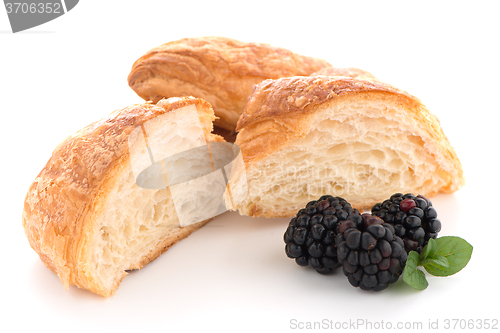 Image of Croissant and blackberries