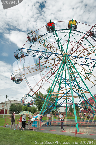 Image of Little old ferris wheel in park of Golyshmanovo