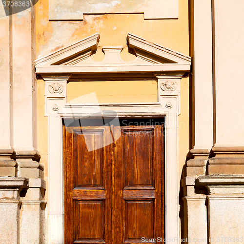 Image of detail in  wall door  italy land europe architecture and wood th