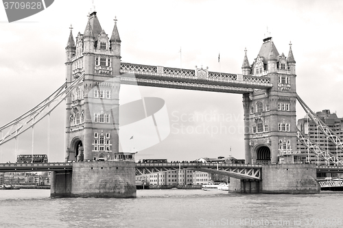 Image of london tower in england old bridge and the cloudy sky