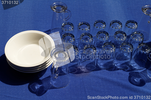 Image of Clean dishes