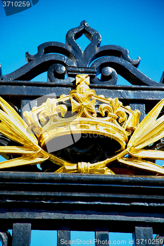 Image of in london england the old metal gate  royal palace