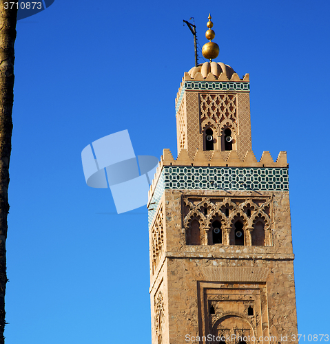 Image of history in maroc africa  minaret religion and the blue     sky