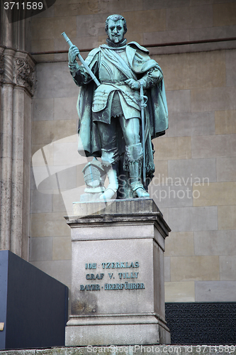 Image of Statue of Graf V Tilly at the Odeonsplatz - Feldherrnhalle in Mu