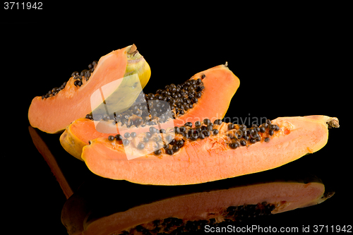 Image of Slices of sweet papaya