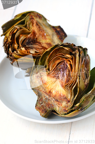 Image of artichokes with balsamic vinegrette