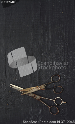 Image of Old rusty scissors 