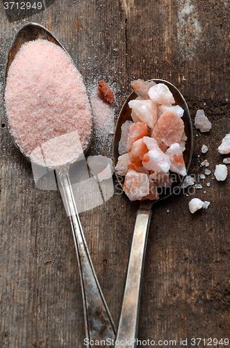 Image of Himalayan pink crystal salt