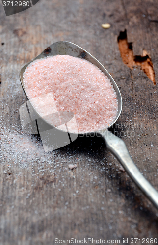 Image of Himalayan pink crystal salt