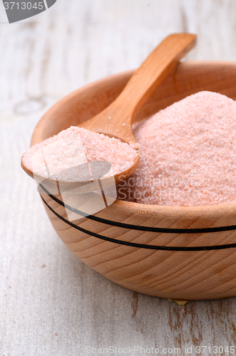 Image of Himalayan pink crystal salt