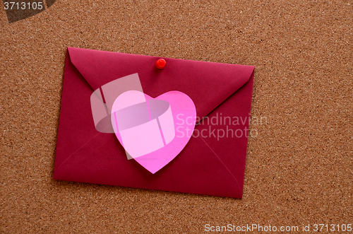 Image of Heart shaped paper notes with envelope 